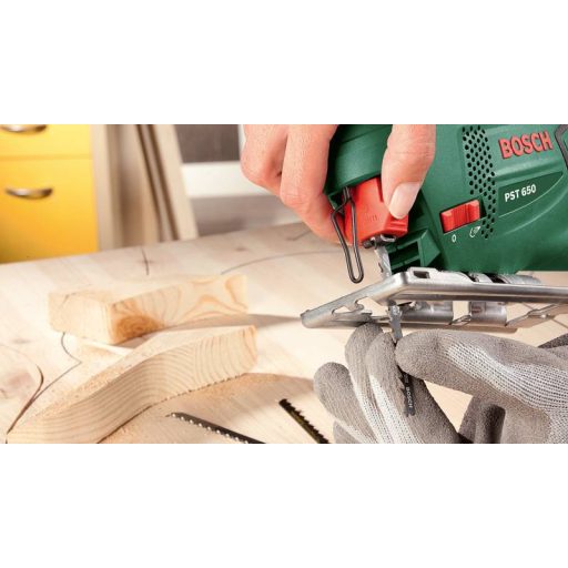 Bosch Home and Garden PST Easy Beszúró fűrész 06033A0703 500 W