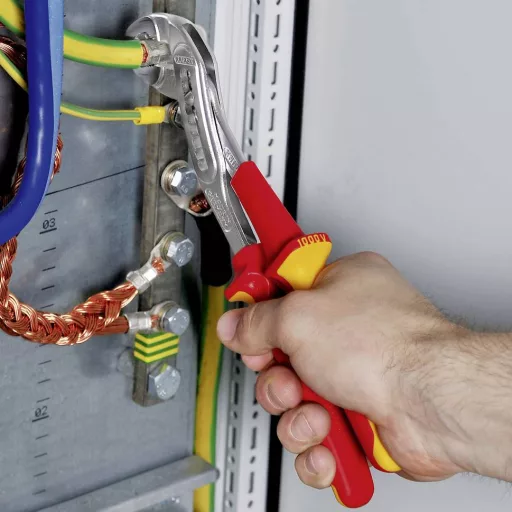 VDE vízszivattyú fogó 250 mm, krómozott, befogás: Ø 50 mm (2&quot ), Knipex Alligátor 88 07 250
