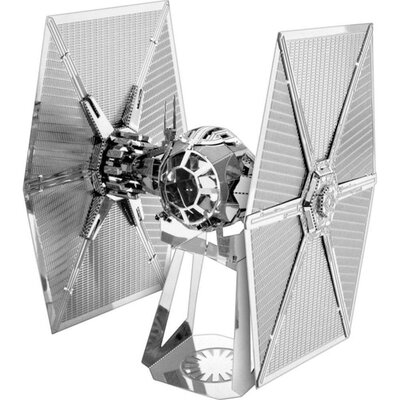 Metal Earth Star Wars Tie Fighter űrrepülő 3D lézervágott fémmodell építőkészlet 502661