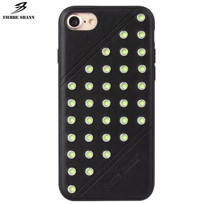 FIERRE SHANN műanyag hátlapvédő telefontok (bőr hátlap, szegecses) Fekete [Apple iPhone 7 4.7, Apple iPhone 8 4.7]